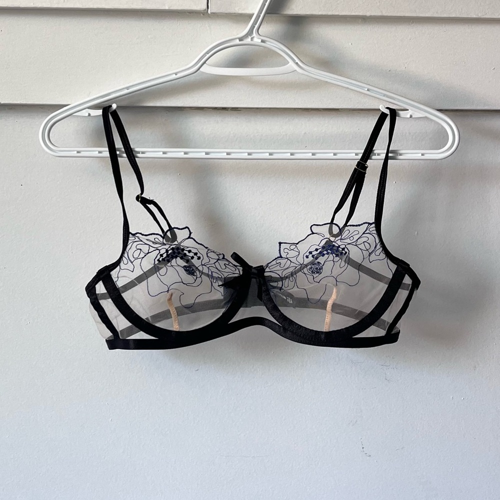 Prettylittlething Sheer Floral lingerie